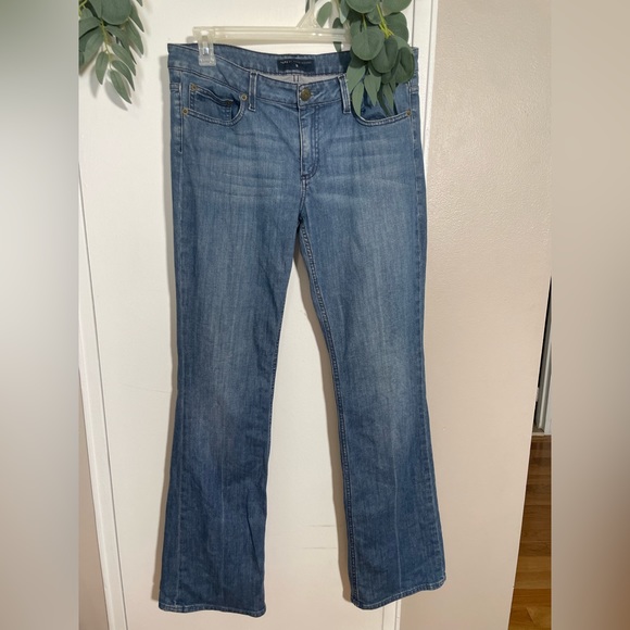 MJ MARC by Marc Jacobs mid-rise medium wash bootcut jeans Size 31 - Picture 1 of 10